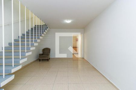 Casa para alugar com 93m², 2 quartos e 1 vagaSala