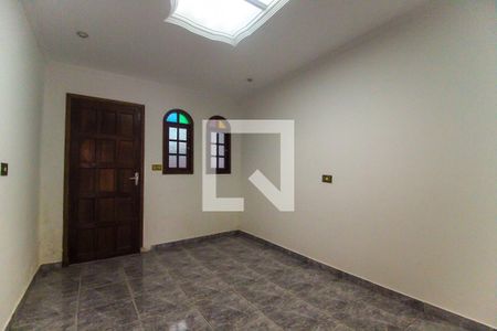 Sala 2 de casa para alugar com 3 quartos, 240m² em Vila Carmosina, São Paulo