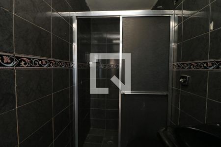 Banheiro de casa para alugar com 1 quarto, 35m² em Vila Iguacu, São Paulo