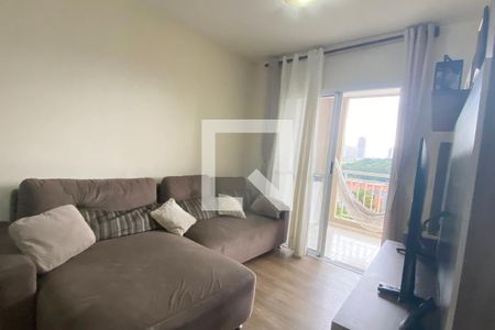 Sala de apartamento à venda com 3 quartos, 80m² em Jardim Tupanci, Barueri