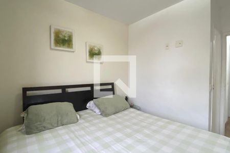 Suíte de apartamento à venda com 3 quartos, 80m² em Jardim Tupanci, Barueri