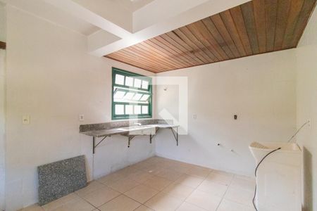 Casa à venda com 250m², 3 quartos e 2 vagas Casa à venda com 250m², 3 quartos e 2 vagasCozinha