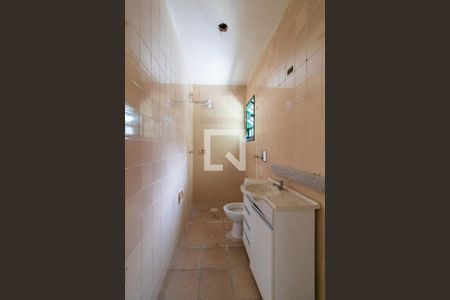 Casa à venda com 250m², 3 quartos e 2 vagas Casa à venda com 250m², 3 quartos e 2 vagasBanheiro 2