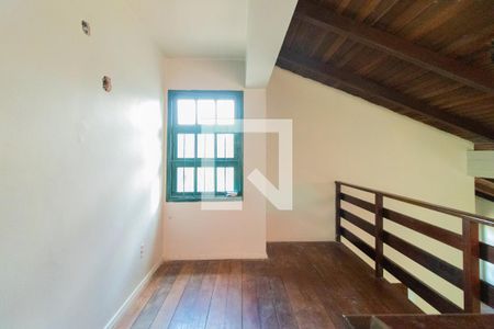 Casa à venda com 250m², 3 quartos e 2 vagas Casa à venda com 250m², 3 quartos e 2 vagasMezanino