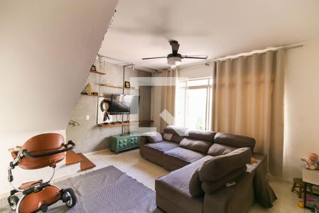 Sala de casa à venda com 2 quartos, 150m² em Jardim Maria Rosa, Taboão da Serra