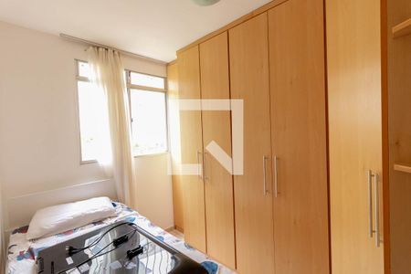 Quarto 1 de apartamento para alugar com 3 quartos, 70m² em Buritis, Belo Horizonte