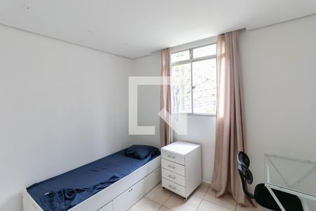 Quarto 1 de apartamento para alugar com 3 quartos, 70m² em Buritis, Belo Horizonte