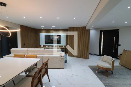 Sala de TV de casa à venda com 4 quartos, 560m² em Jardim Textil, São Paulo