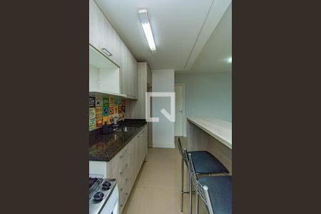 Cozinha de apartamento para alugar com 2 quartos, 52m² em Bairro Fátima, Canoas