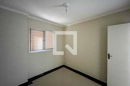 Quarto 2 de apartamento para alugar com 2 quartos, 50m² em Santa Teresinha, São Paulo