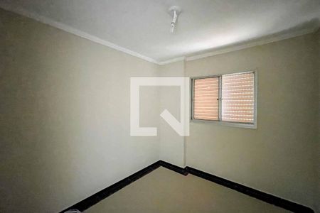 Quarto 2 de apartamento para alugar com 2 quartos, 50m² em Santa Teresinha, São Paulo