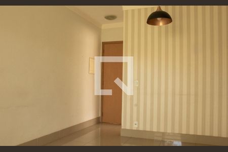 Sala de apartamento para alugar com 3 quartos, 62m² em Jardim Holanda, Uberlândia