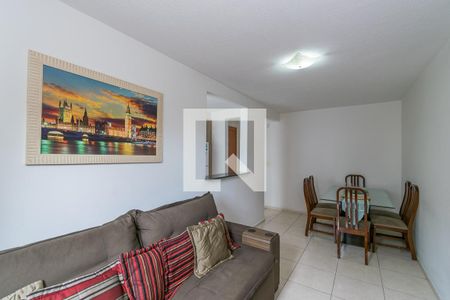 Sala de apartamento para alugar com 2 quartos, 50m² em Parada de Lucas, Rio de Janeiro