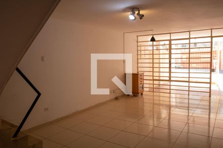 Sala de casa para alugar com 4 quartos, 130m² em Mirandópolis, São Paulo