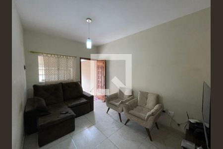 Casa para alugar com 3 quartos, 220m² em Alípio de Melo, Belo Horizonte