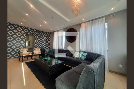 Casa à venda com 5 quartos, 310m² em Europa, Contagem