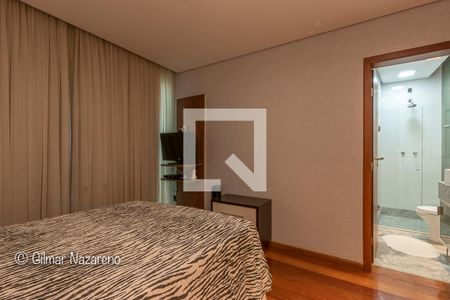 Casa de condomínio à venda com 533m², 6 quartos e 6 vagas