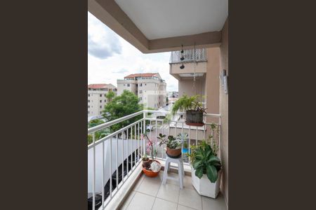 Varanda da sala de apartamento para alugar com 3 quartos, 78m² em Venda Nova, Belo Horizonte