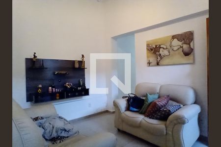 Casa à venda com 5 quartos, 160m² em Ana Lúcia, Belo Horizonte