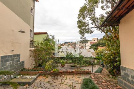 Casa à venda com 389m², 3 quartos e 1 vaga