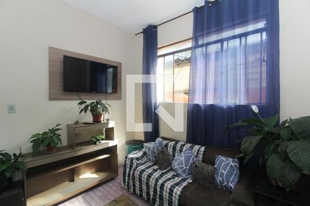 Sala de casa à venda com 4 quartos, 194m² em Nova Suissa, Belo Horizonte