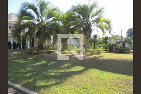 Casa de condomínio à venda com 695m², 4 quartos e 8 vagas