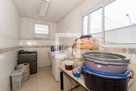 Casa à venda com 197m², 3 quartos e 8 vagas Casa à venda com 197m², 3 quartos e 8 vagasÁrea de Serviço