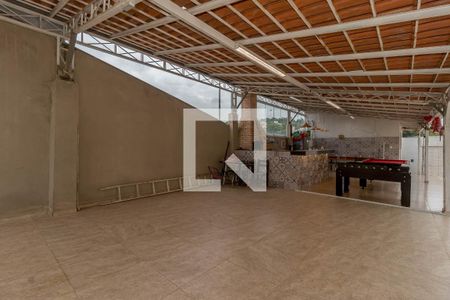 Casa à venda com 197m², 3 quartos e 8 vagas Casa à venda com 197m², 3 quartos e 8 vagasÁrea comum
