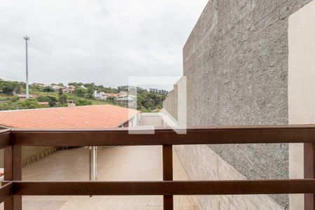 Casa à venda com 197m², 3 quartos e 8 vagas Casa à venda com 197m², 3 quartos e 8 vagasVaranda