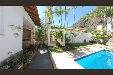 Casa à venda com 913m², 7 quartos e 8 vagas