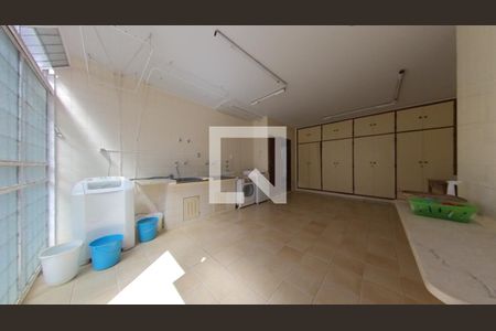 Casa à venda com 913m², 7 quartos e 8 vagas