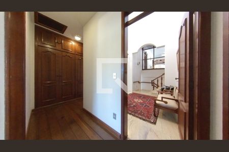 Casa à venda com 913m², 7 quartos e 8 vagas