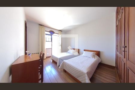 Casa à venda com 913m², 7 quartos e 8 vagas