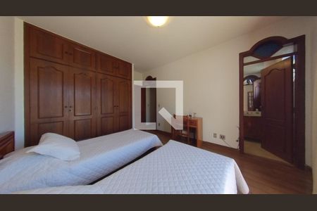 Casa à venda com 913m², 7 quartos e 8 vagas