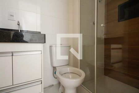 Banheiro  de apartamento para alugar com 1 quarto, 27m² em Cidade Mãe do Céu, São Paulo