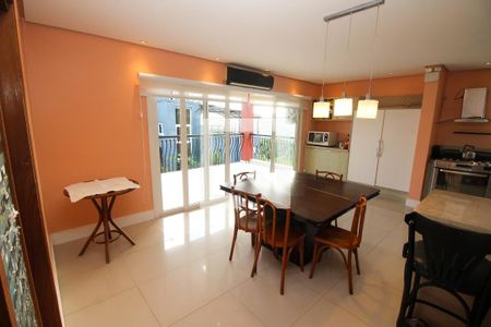 Sala de Jantar de casa à venda com 3 quartos, 438m² em Teresópolis, Porto Alegre