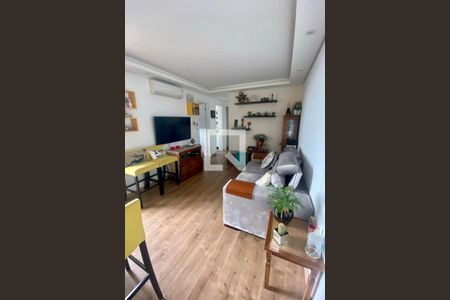 Sala de apartamento à venda com 2 quartos, 50m² em Cristal, Porto Alegre