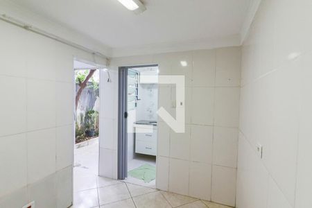 Quarto de casa para alugar com 1 quarto, 30m² em Vila Sonia, São Paulo