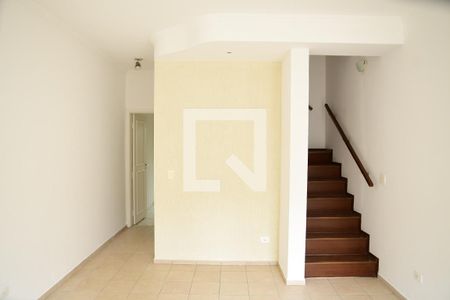 Casa de condomínio para alugar com 91m², 2 quartos e 2 vagasSala 