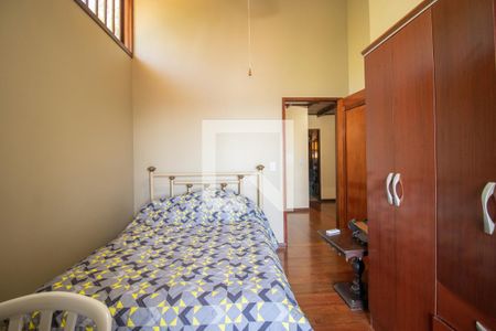 Quarto 1 de casa à venda com 5 quartos, 400m² em Teresópolis, Porto Alegre