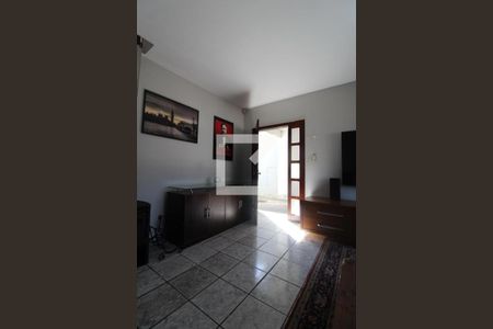 Entrada de casa à venda com 3 quartos, 180m² em Igara, Canoas