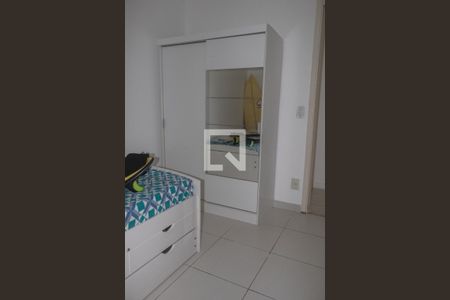 Quarto 1 de apartamento para alugar com 3 quartos, 80m² em Imbuí, Salvador