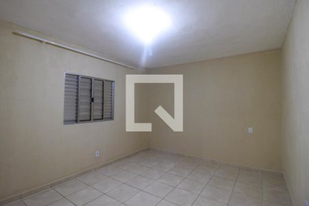 Quarto 1 de casa para alugar com 2 quartos, 60m² em Vila Bancária, São Paulo