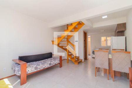 Sala de casa de condomínio para alugar com 2 quartos, 57m² em Ponta Grossa, Porto Alegre