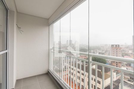 Varanda  de apartamento para alugar com 2 quartos, 46m² em Vila Esperança, São Paulo