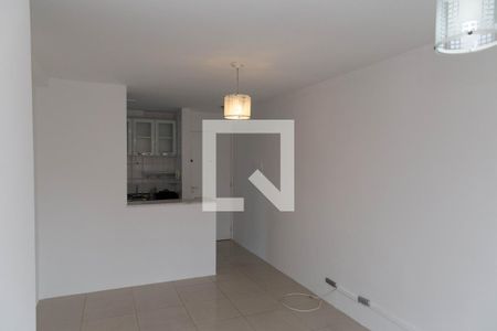 Sala de apartamento para alugar com 2 quartos, 48m² em Taboão, Diadema