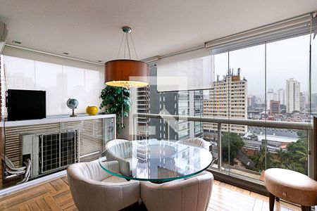 Varanda de apartamento à venda com 1 quarto, 61m² em Itaim Bibi, São Paulo