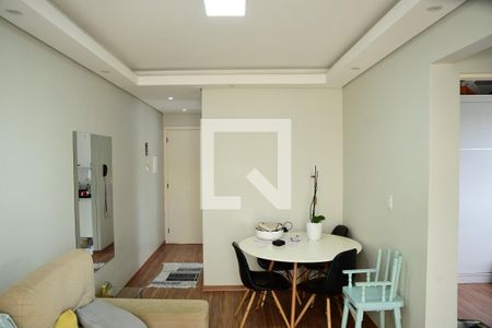 Sala de apartamento para alugar com 2 quartos, 49m² em Jardim Central, Cotia