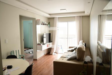 Sala de apartamento para alugar com 2 quartos, 49m² em Jardim Central, Cotia