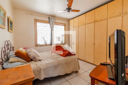 Quarto 1 de apartamento à venda com 3 quartos, 100m² em Cristal, Porto Alegre